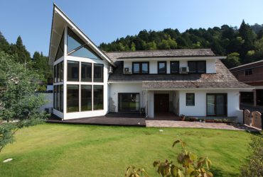 陽光降り注ぐデザイン住宅 | 岐阜県