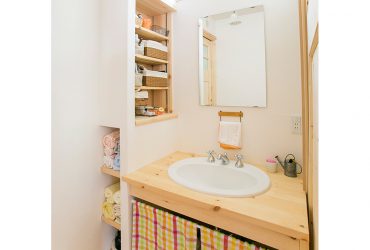 ニッチのある洗面スペース | 自然素材の注文住宅,健康住宅 | 実例写真 | 埼玉県さいたま市