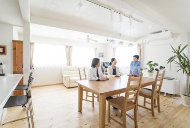 陽光差し込む明るいリビング | 自然素材の注文住宅,健康住宅 | 実例写真 | 埼玉県さいたま市